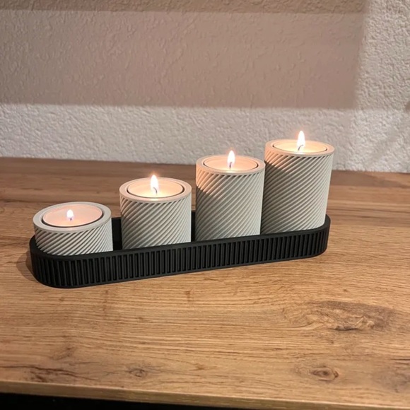3D Printed Elegant White Candle Set with Holder. 🕯️ - Picture 5 of 6